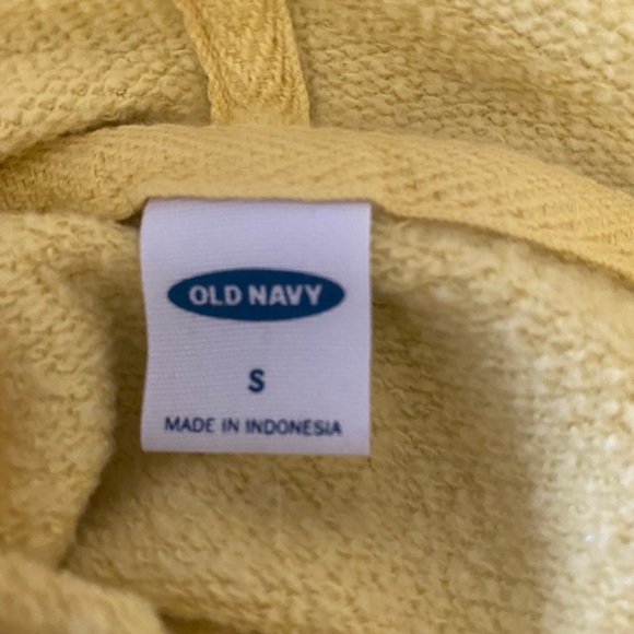 Yellow sweatshirt - Picture 3 of 3